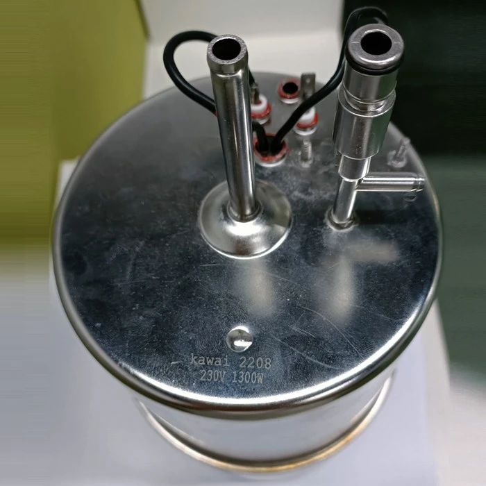 Horká nádrž na vodou